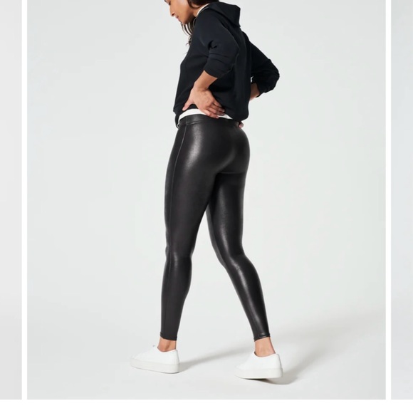 SPANX Pants - Spanx‎ Faux Black Leather Leggings Size Small
